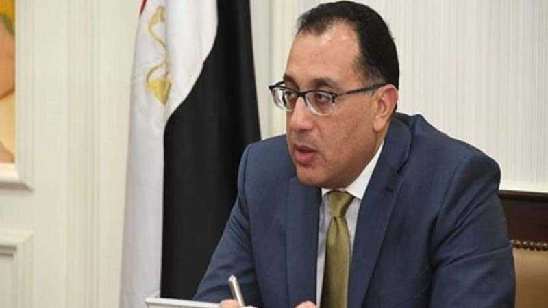 رئيس الوزراء يشهد