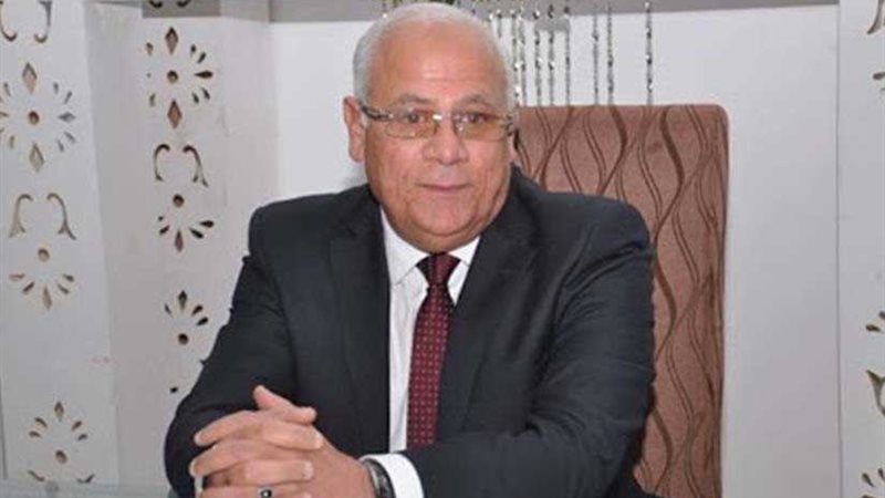 محافظ بورسعيد يجتمع