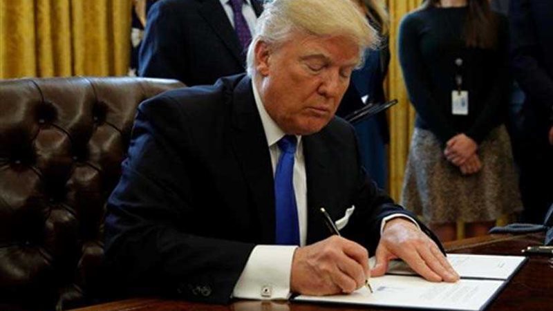 ترامب يوقع على مشروع