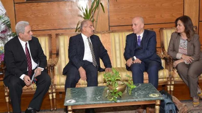 رئيس جامعة أسيوط