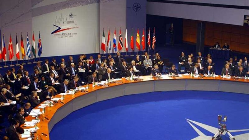 الناتو يعقد اجتماعا