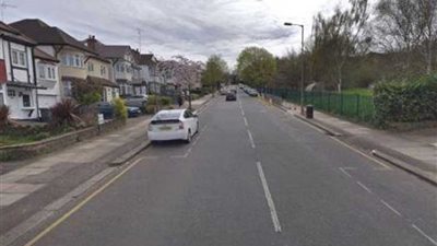 امرأتان وشاب يقتلون رجلاً في عز الظهر بالحى الراقى