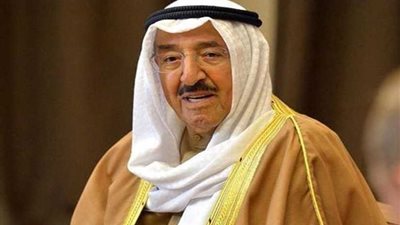 أمير الكويت يهنئ القيادة الإماراتية بإطلاق القمر الصناعي 