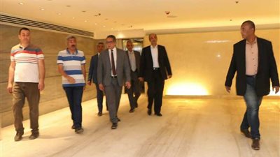 وزير الآثار يتفقد مستجدات افتتاح 3 قاعات بالمتحف القومي للحضارة المصرية