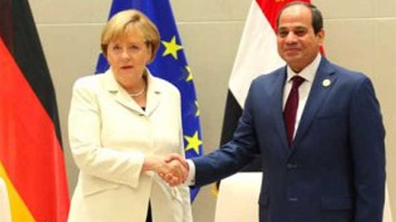 5 قمم تاريخية بين