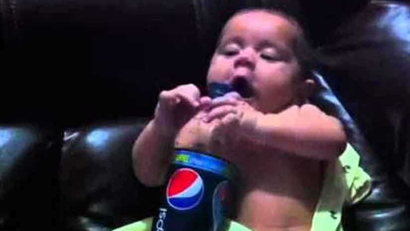 السجن لأب يطعم طفليه