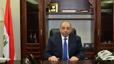 ممثل الحكومة بالبرلمان: ندرس إنشاء منطقة حرة للحرفيين.. وتوفير أرض بديلة لمدينة 