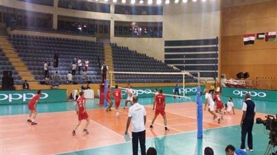 منتخب فلسطين يحقق فوزه الأول بالبطولة العربية للكرة الطائرة على الأردن 3-1