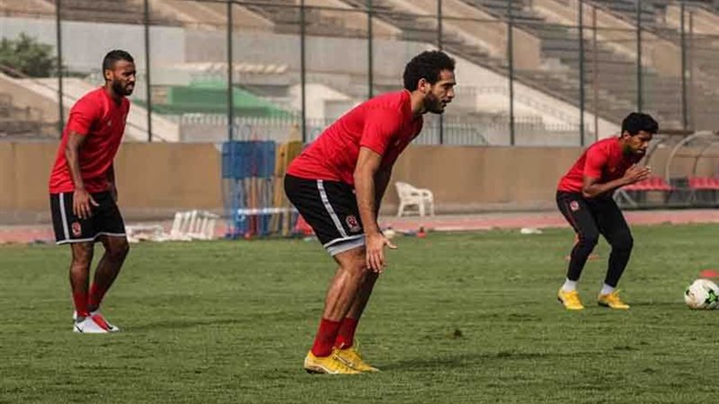 ثنائي الأهلي يغيب