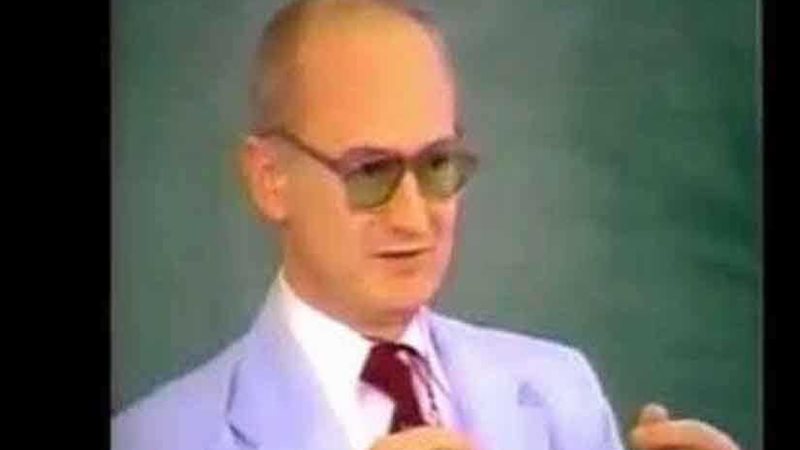 عميل مخابراتي يكشف