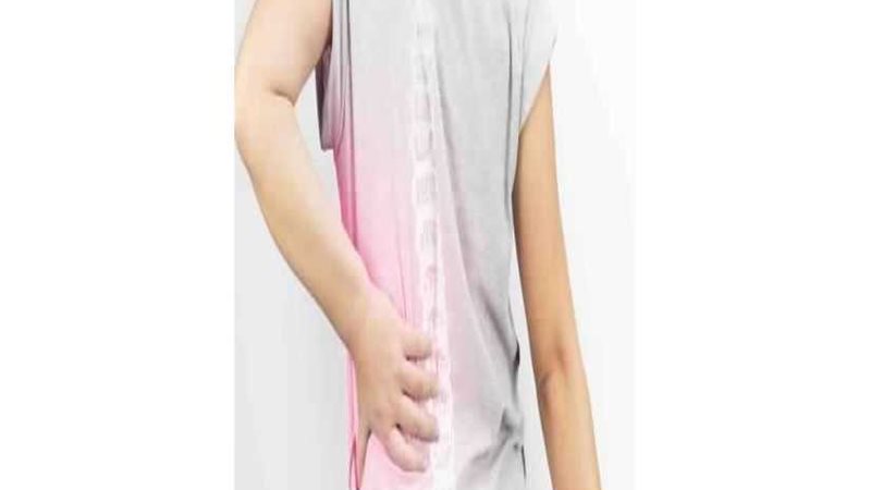 خبير عالمي في جراحة