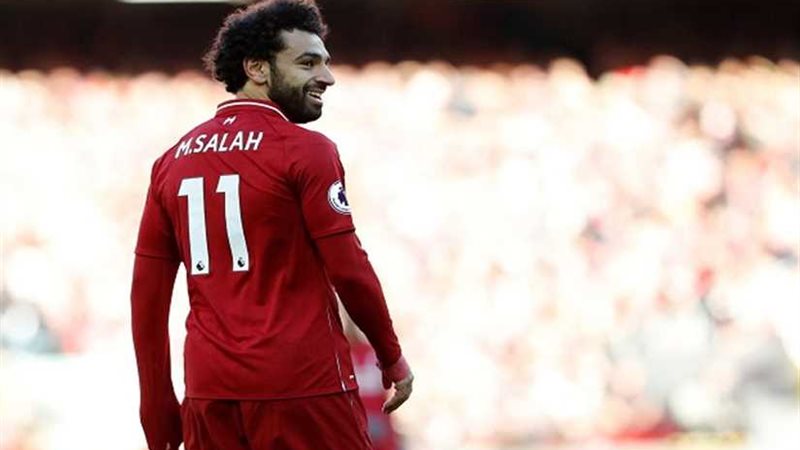 «صلاح» يقود التشكيل