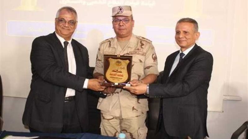 وكيل لجنة الدفاع