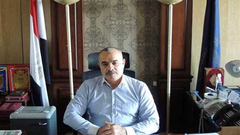 ضبط ممرضين يجمعان