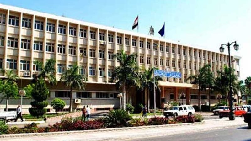 بلاغ يتهم مديرة مدرسة