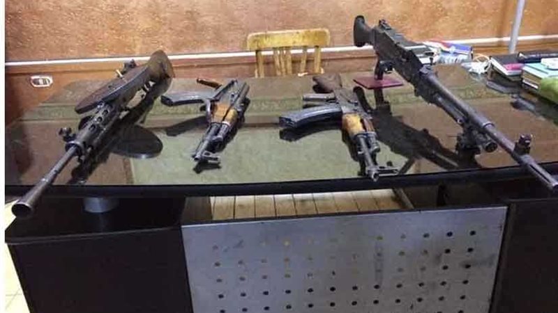 ضبط رشاش جرينوف وبندقيتين