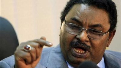 جهاز الأمن السوداني يسقط جميع البلاغات المدونة ضد الصحف والصحفيين