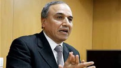 نقيب الصحفيين يستنكر الحادث الإرهابي بالمنيا ويصفه بالخسيس