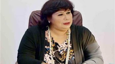 وزيرة الثقافة تنعي شهداء حادث المنيا الإرهابي