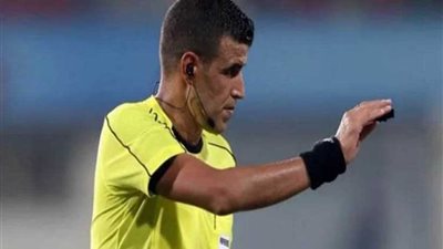 حكم مباراة الأهلي والترجي يضع الفريق التونسي في مأزق