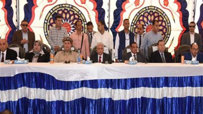 محافظ البحيرة في صلح أبو حمص ينعي شهداء حادث المنيا