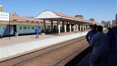 حتاتة: مجازاة مدير محطة سكة حديد الإسماعيلية