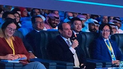 الرئيس في مداخلة غاية في الأهمية: السلام يصنعه خبرات القادة ولا تمييز دينيًا في مصر