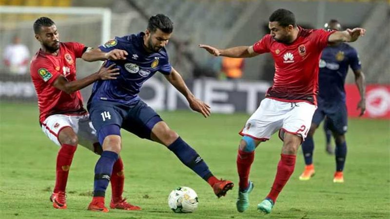 الأهلي بالأحمر والترجي