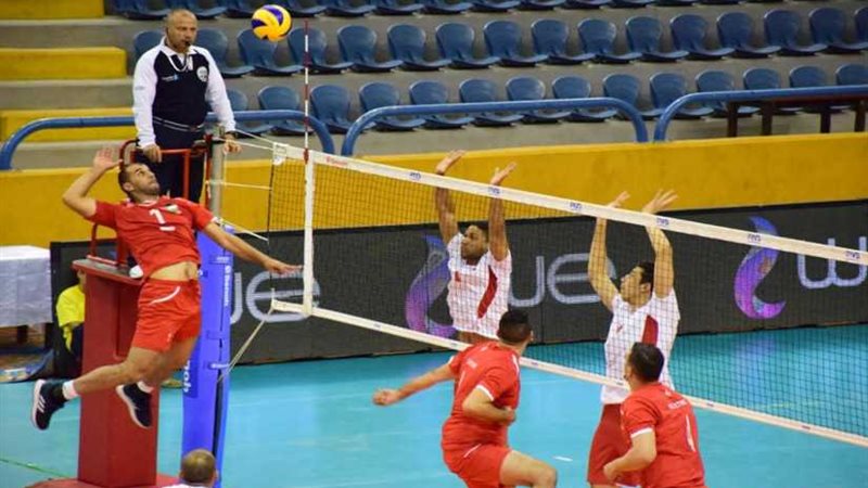 طائرة مصر تهزم فلسطين