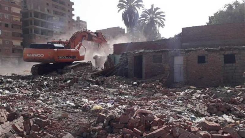 إزالة مبانٍ عشوائية