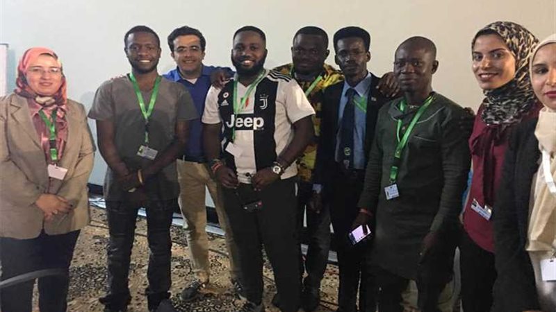 عضو تنسيقية الأحزاب