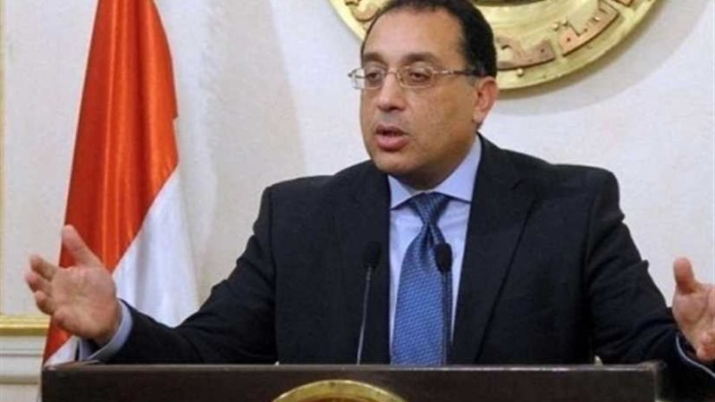 مدبولى يبحث مع مستثمرين