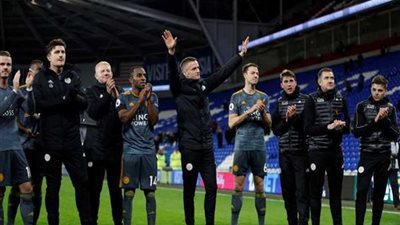 وفاء لاعبي ليستر سيتي لفيتشاي يستحوذ على اهتمام الصحف الإنجليزية