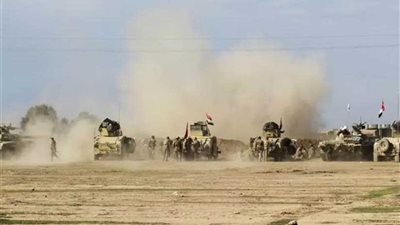 الجيش العراقي يدمر مستودعا للمواد الغذائية خاص بداعش في الأنبار