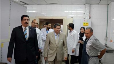 محافظ القليوبية يتفقد مستشفى التأمين الصحي ببنها