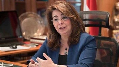 غادة والي : اليوم بدء صرف المعاشات المحولة على بنك ناصر