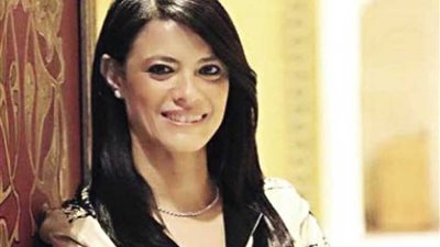 وزيرة السياحة تبحث مع ممثلي شركة 