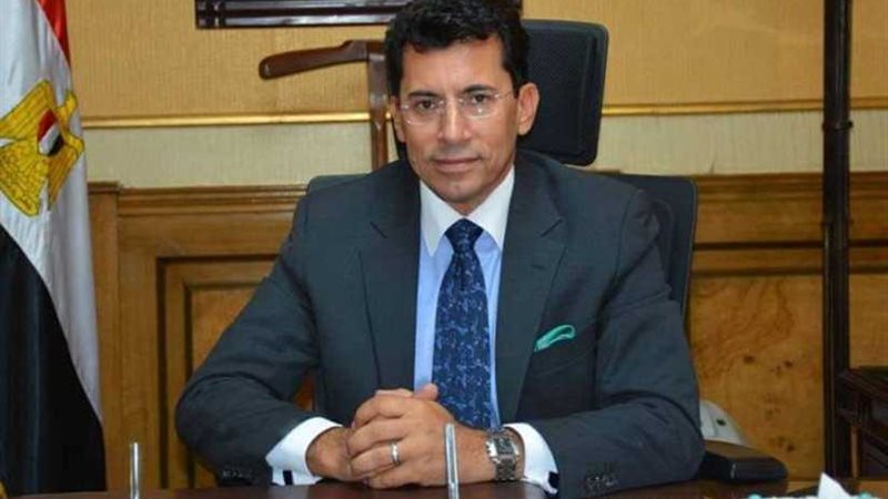 وزير الشباب والرياضة