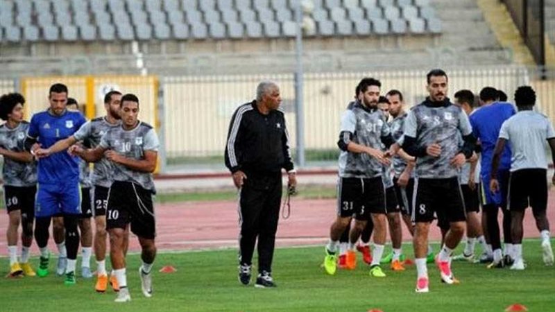 المصري يعلن عن قائمته