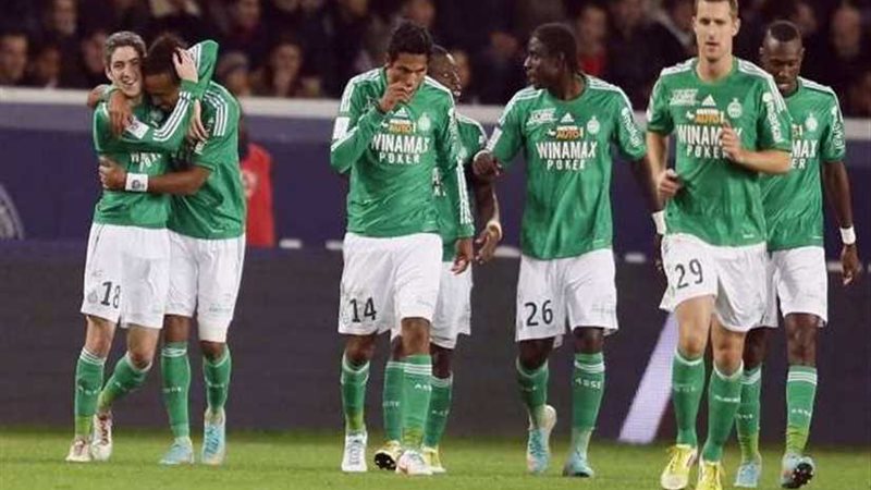 سانت إيتيان يفوز