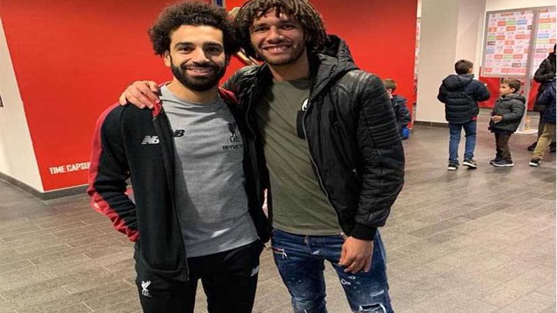 «صلاح» ينشر صورته