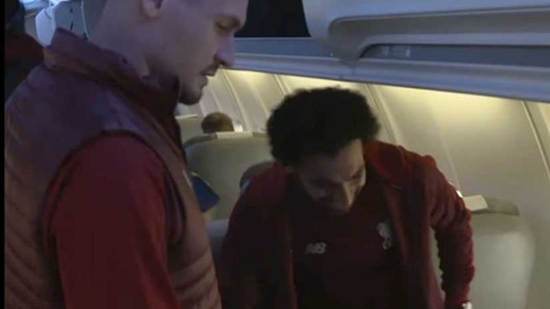 شاهد.. لوفرين يمازح