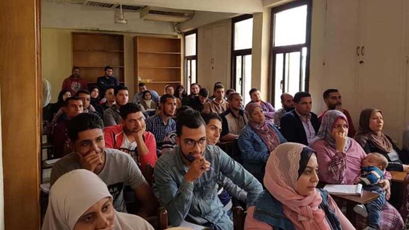 دورات تدريبية لفنيين