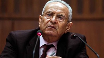 أبو شقة يتقدم ببلاغ للنائب العام ضد 