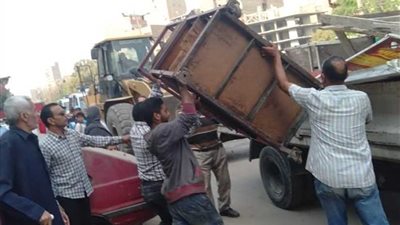 القاهرة تطهر أحياءها من الإشغالات