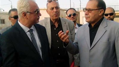 الكهرباء: نسير في توجه العالم بأن 2040 نهاية سيارات البترول