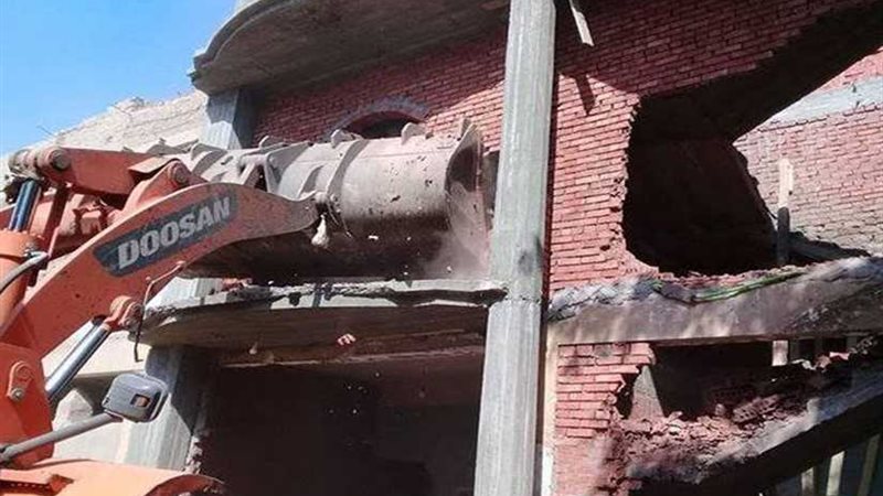 ملوي تزيل العقار