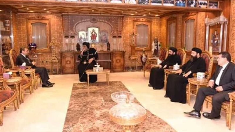 وفد بابوي يسافر إلى