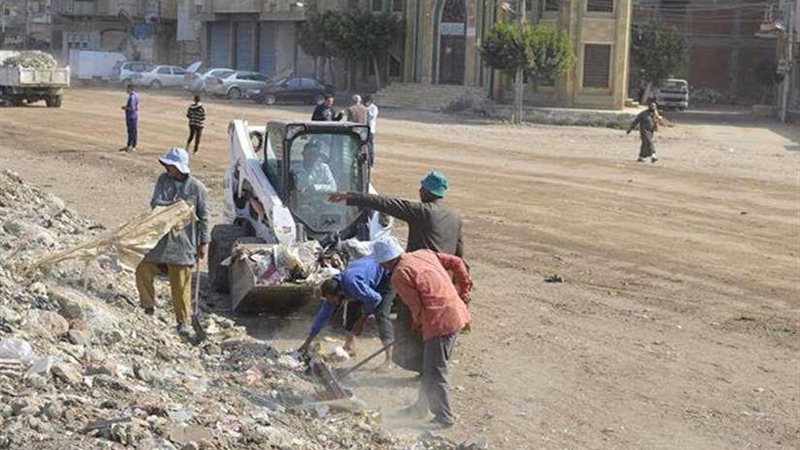 محافظ كفرالشيخ يقود