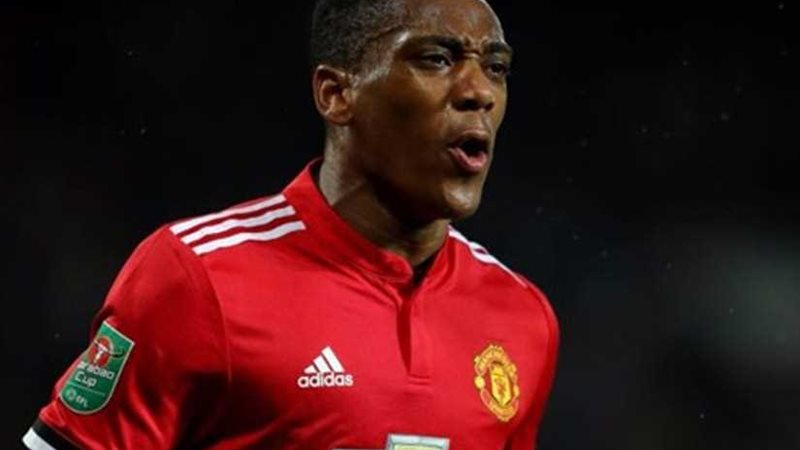 مانشستر يونايتد يواصل